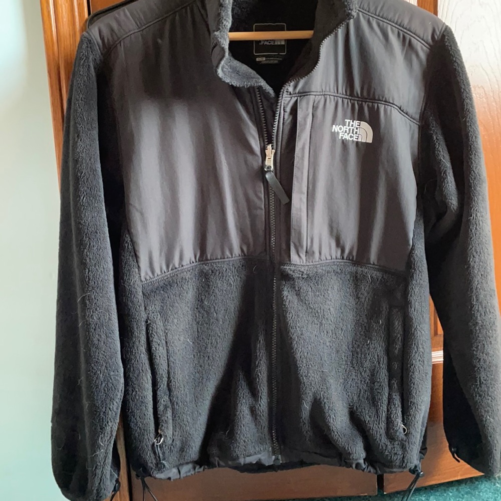The North Face black Denali fleece jacket. Large